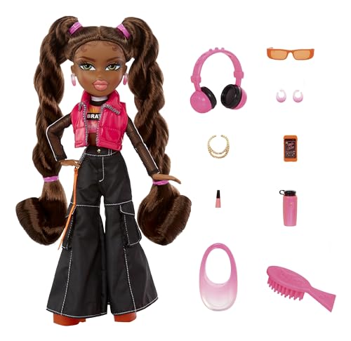 Sasha Fashion Doll with 10 Accessories and Poster U2135