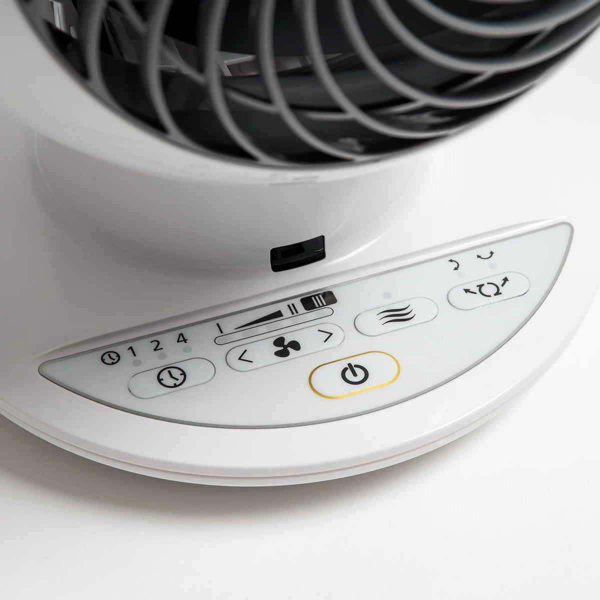 White Remote Controlled Compact Globe Oscillating Circulating Fan Y8201