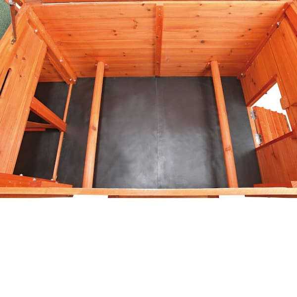 Chicken Coop F728997