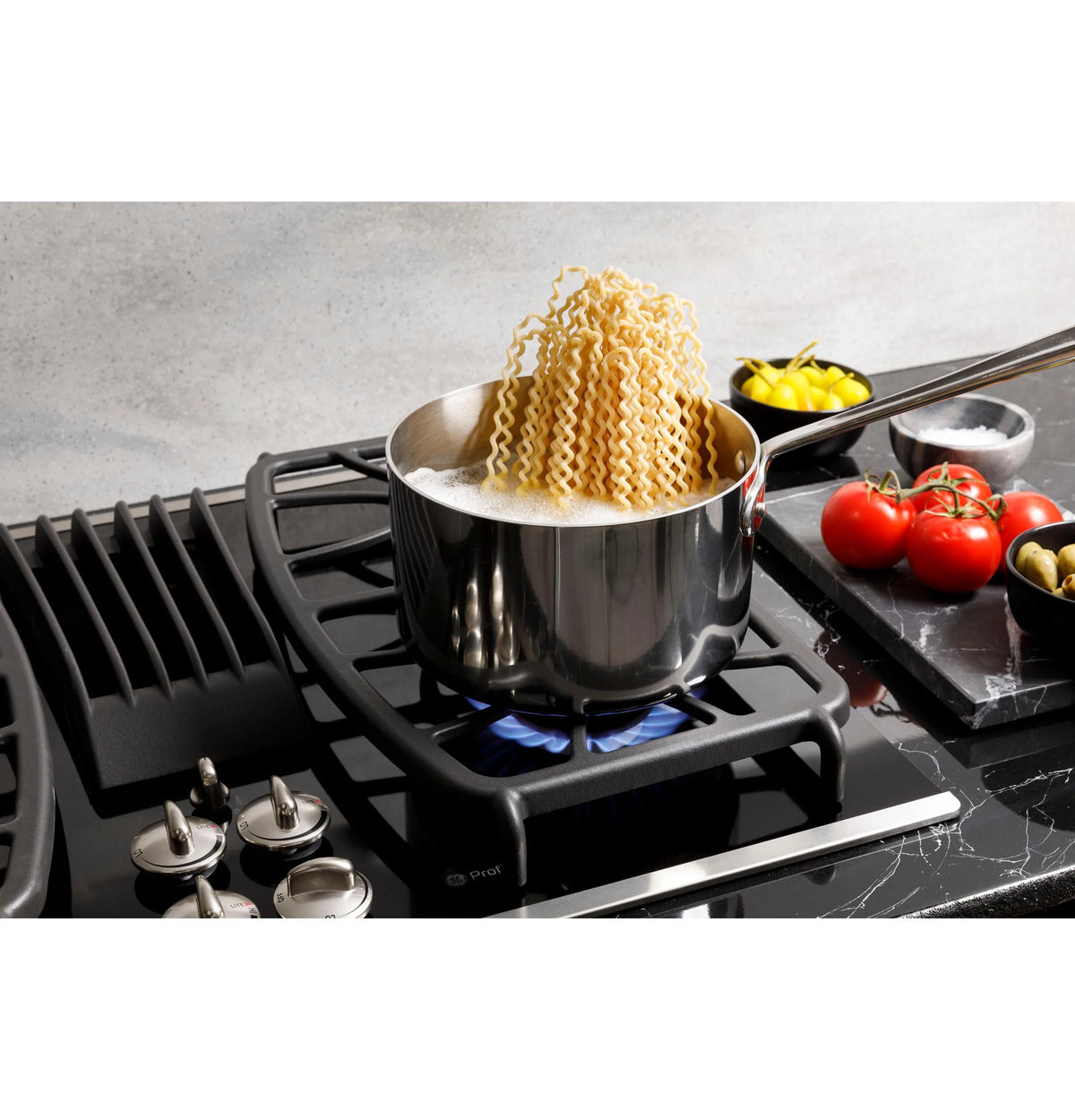 Black Gas Cooktop J741