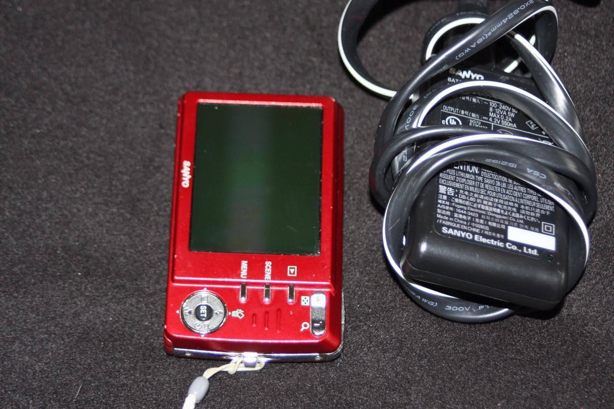 12.1mp Red Digital Camera L561