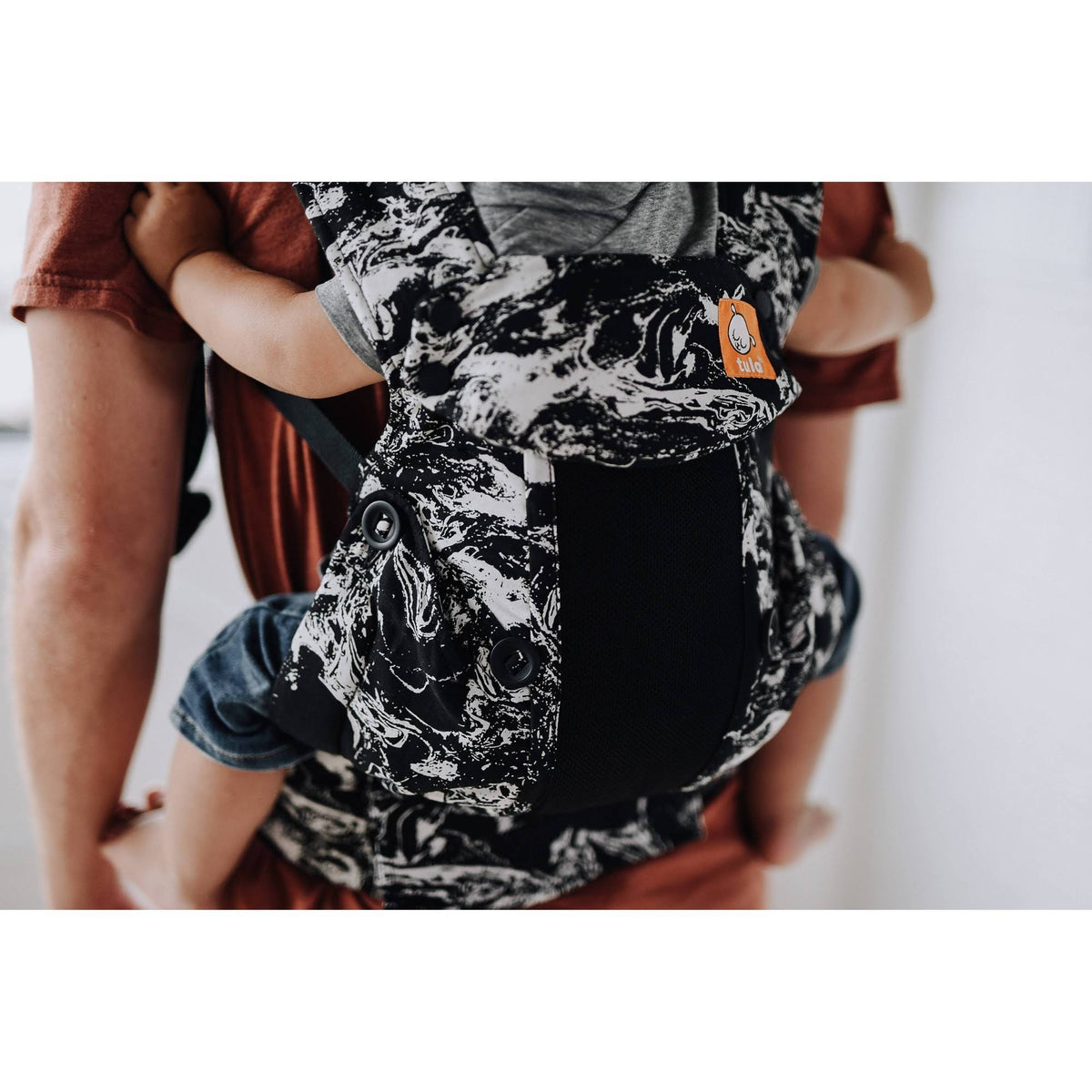 Coast Marble Baby Carrier T535